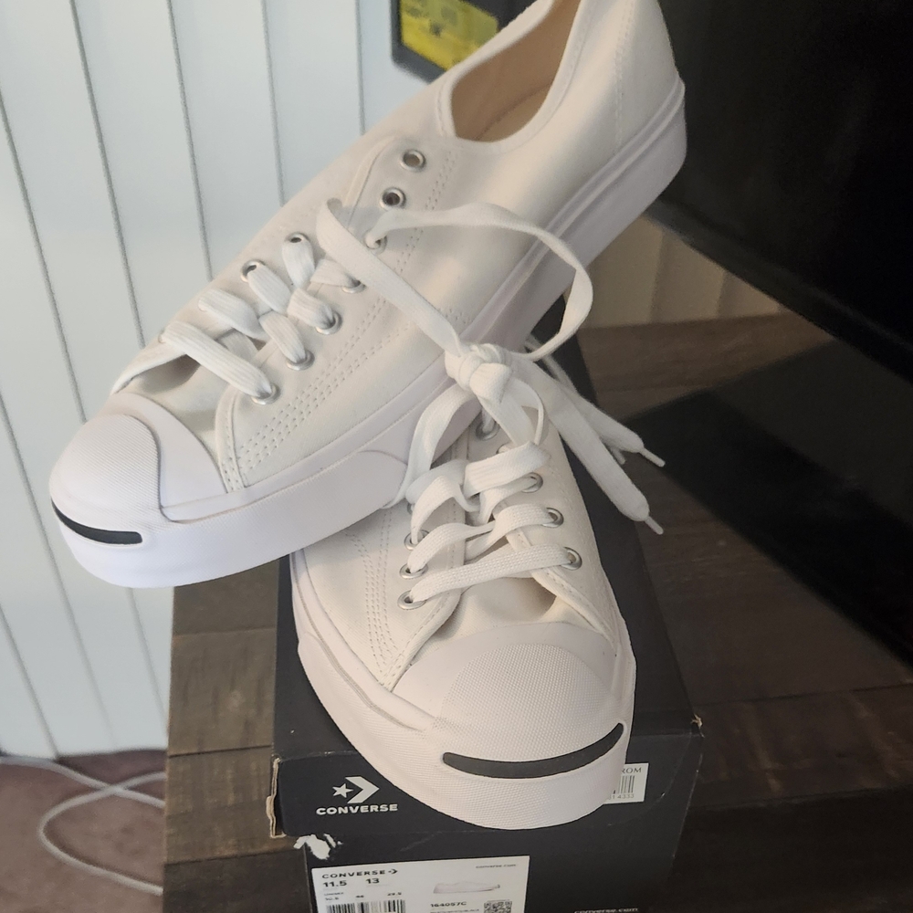 Converse White Sneakers Size Men 11.5/Women 13